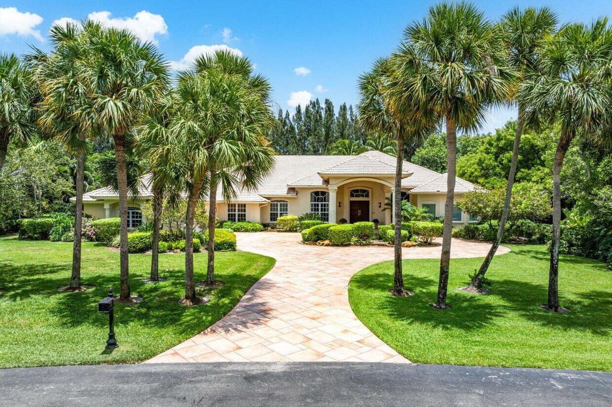 Foto principal - 16164 Bridlewood Cir