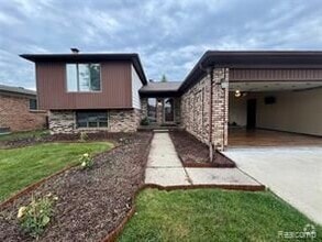 Building Photo - 36318 Melbourne Dr
