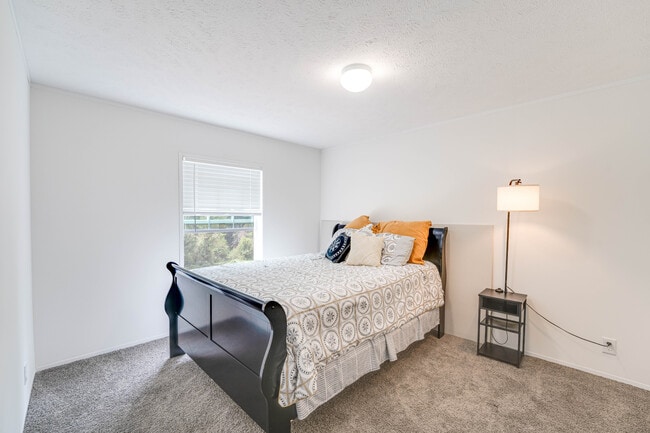 Building Photo - 1480 Gulley River Rd