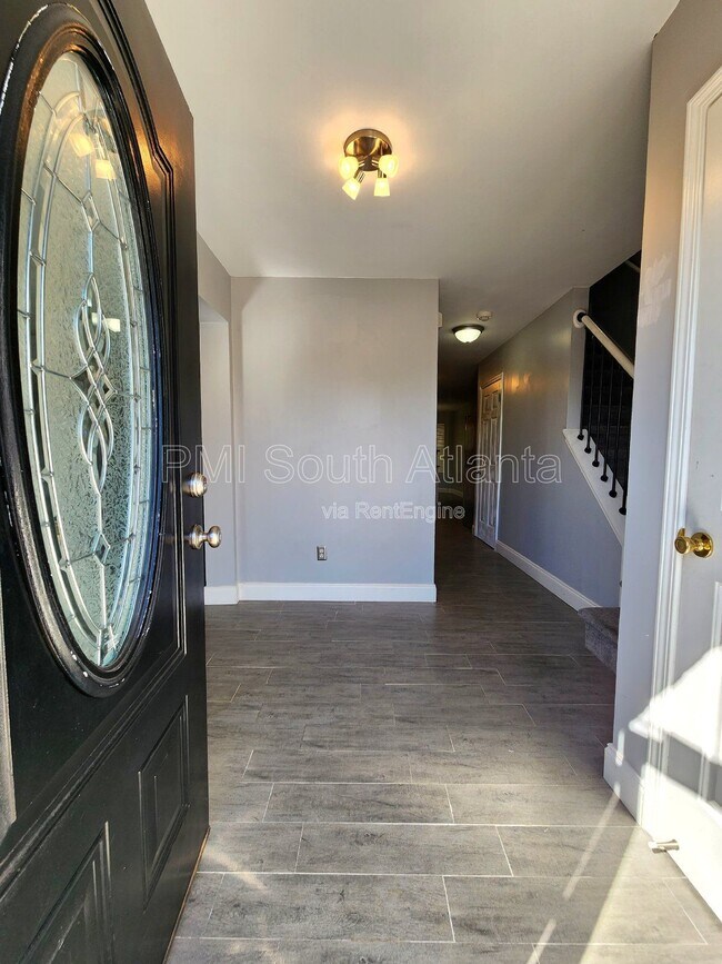 Building Photo - 2085 Winding Crossing Trail