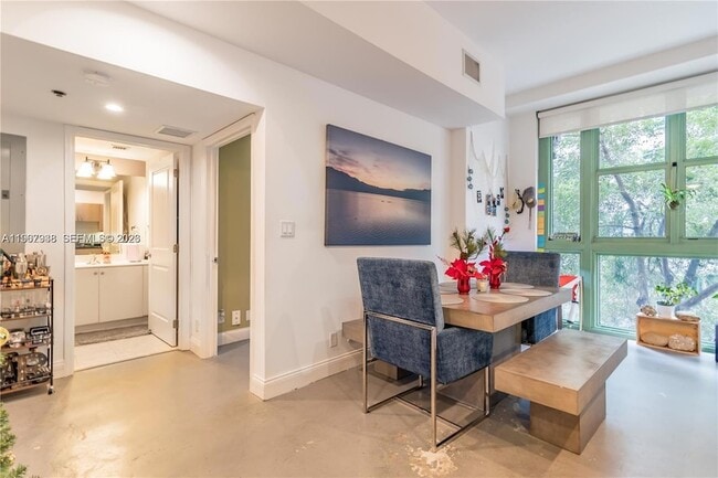 Photo - 111 E Flagler St Apartment