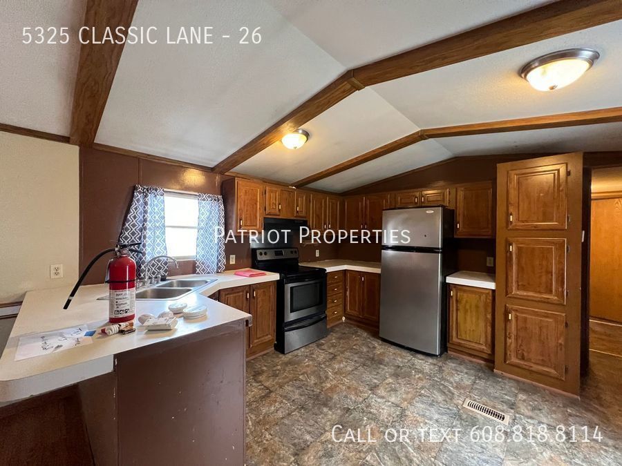 Foto principal - 2 Bed 2 Bath in Platteville, WI