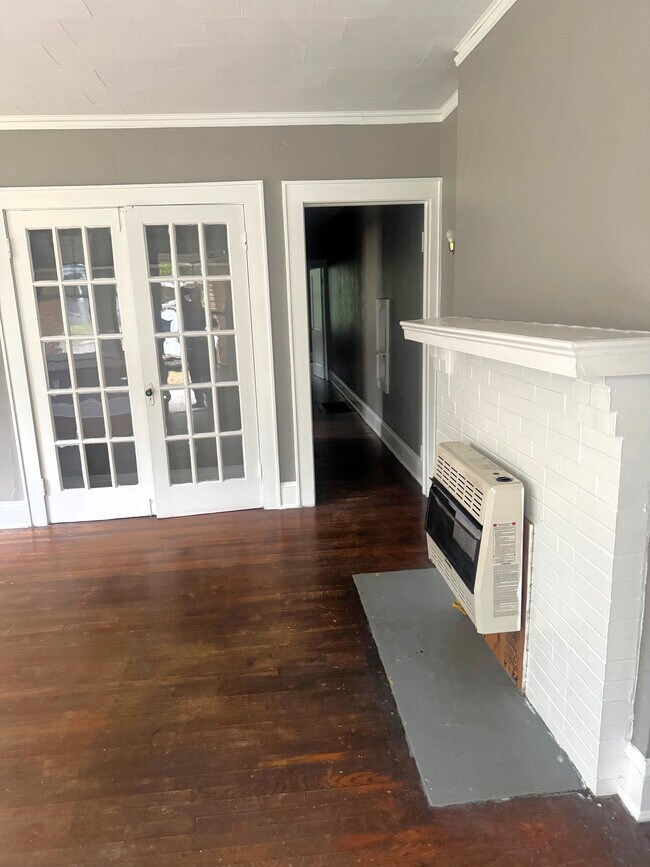 Foto del edificio - 614 Goodwin Ave