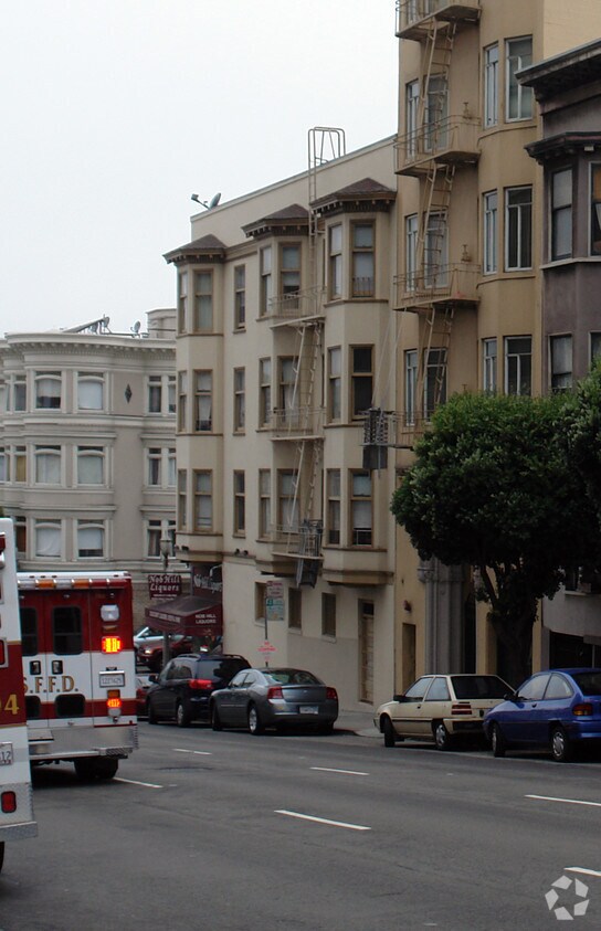 Building Photo - 1010 Hyde St