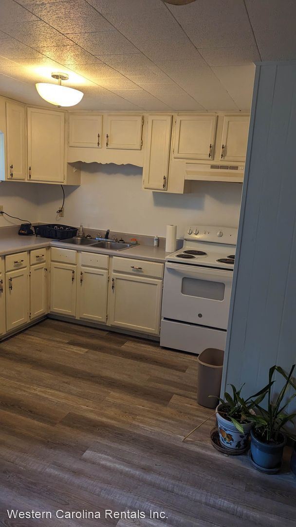 Building Photo - 1 br, 1 bath House - 107 Magnolia St. Apar...