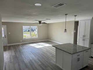 Building Photo - 107 Minnie Dr