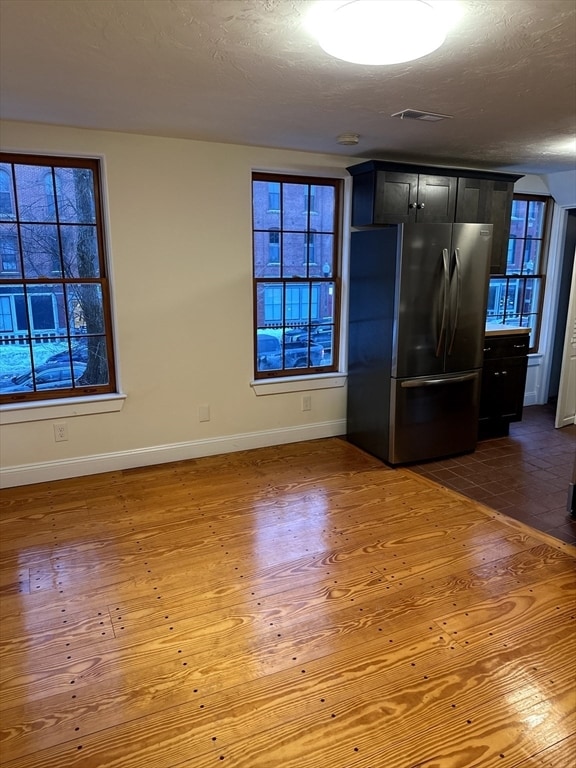 Building Photo - 300 Main St