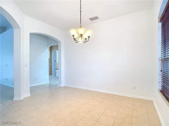 Building Photo - 9699 Blue Stone Cir