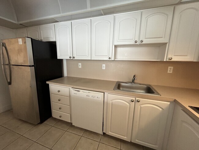 Photo - 19390 Collins Ave Townhome