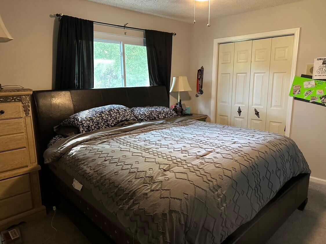 Foto principal - 4709 Leaf Crest Ct