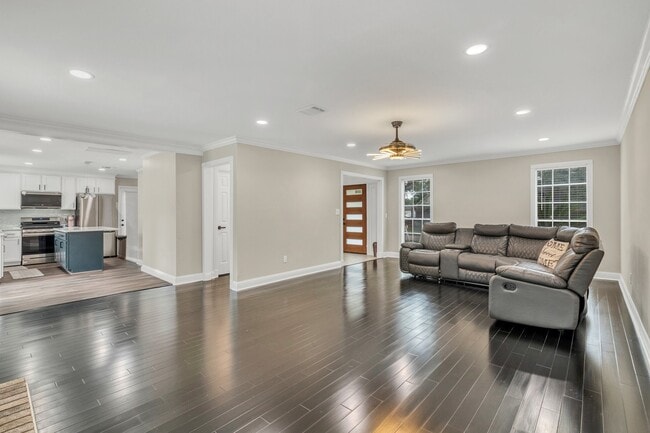 Foto del edificio - 1118 Cheyenne Meadows Dr