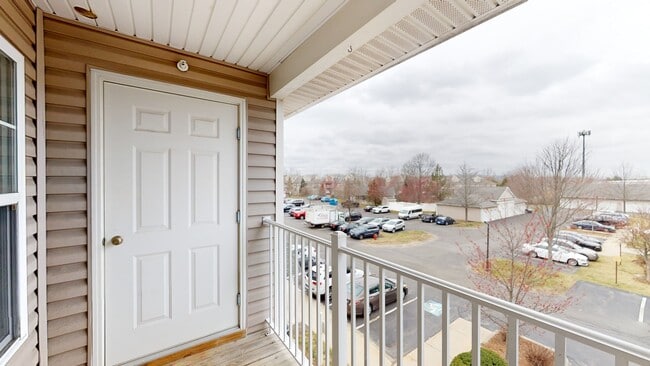 Interior Photo - 14 North