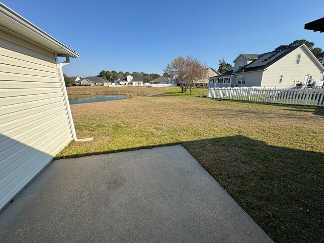 Building Photo - Beautiful Bluffton 3 Bedroom Home in The W...