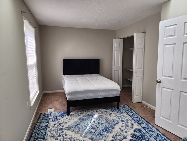 Foto del edificio - 14506 Mayfair Dr