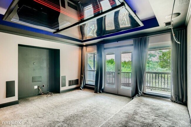 Building Photo - 4 br, 4 bath House - 2859 Fairway Dr UNIT