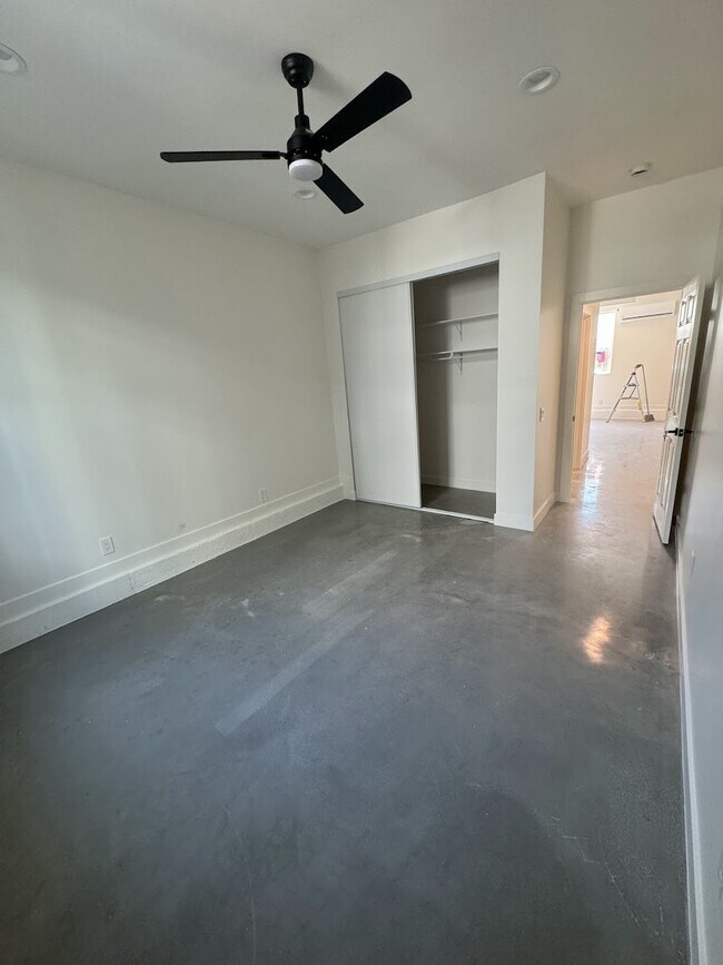 Building Photo - 3331 Cerritos Ave