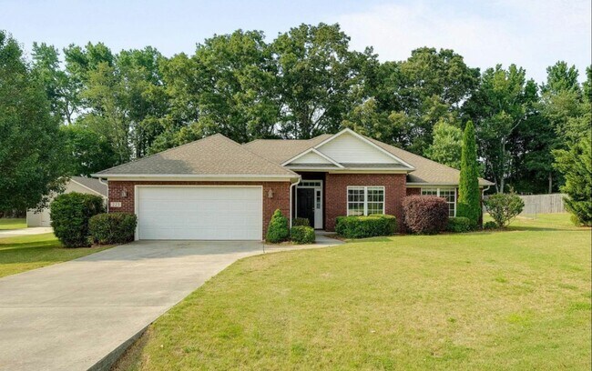 Building Photo - 223 Alder Ridge Dr