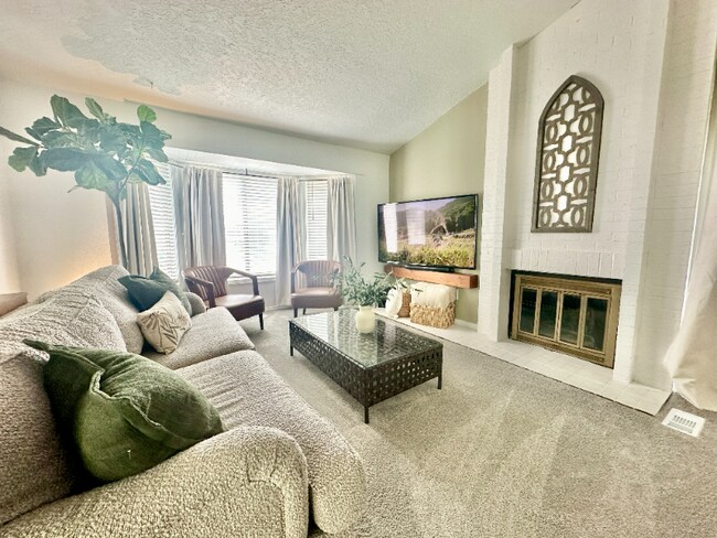 Foto del edificio - 10835 SW Summer Lake Dr