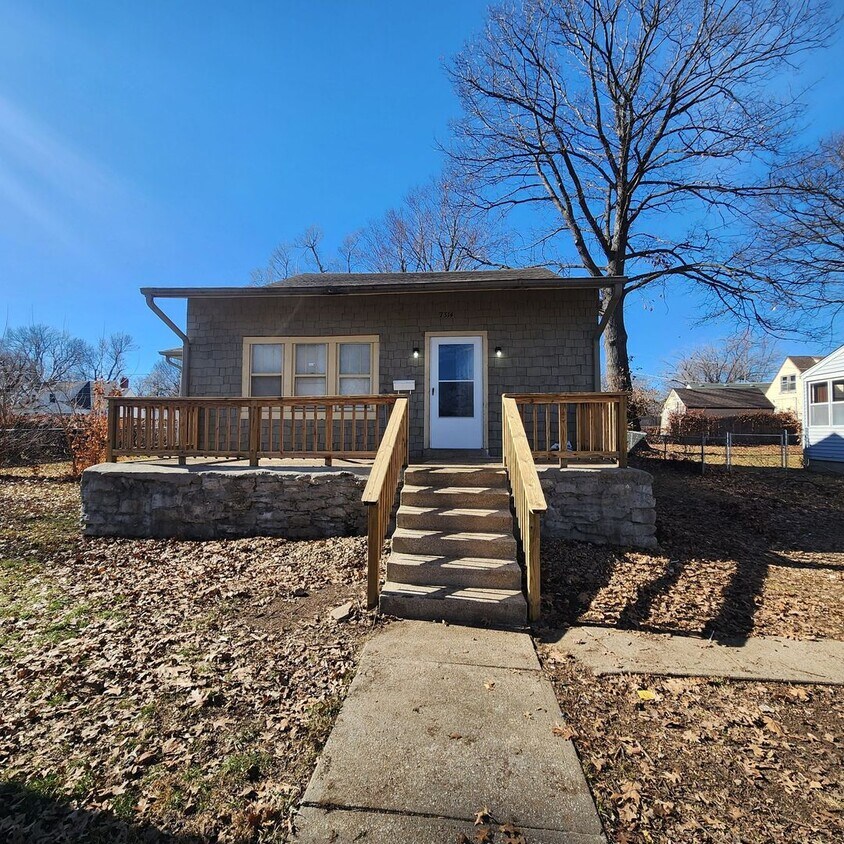 Primary Photo - 3-Bedroom, 1-Bathroom home in Kansas City ...