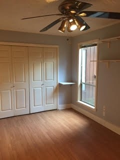 Building Photo - 139 Lakeside Villa