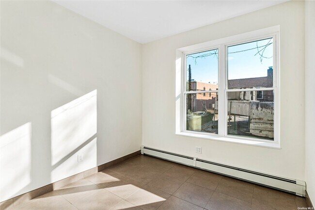 Foto del edificio - 25-55-55 Steinway St
