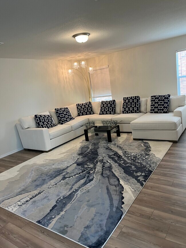 Foto del edificio - 326 Lake Erie Dr