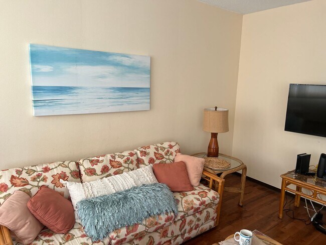 Foto del edificio - 2500 Kalakaua Ave., #305