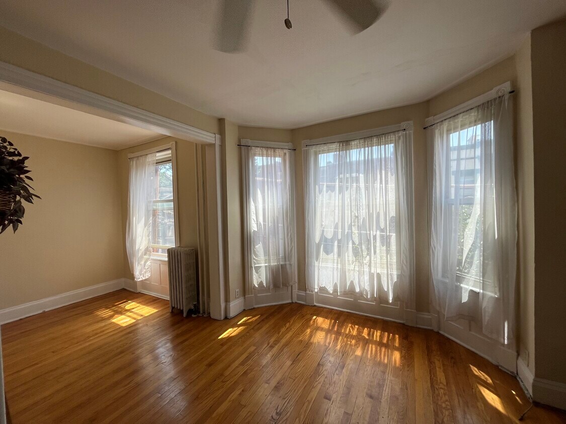 living room and den - 21 Irving St