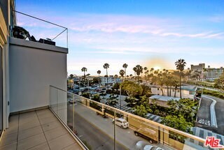 Foto del edificio - 1705 Ocean Ave