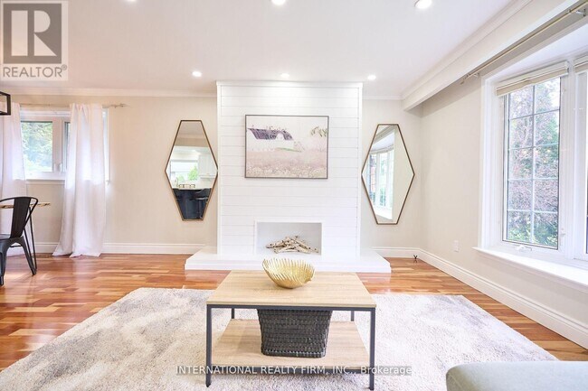 Photo du bâtiment - 2292 Devon Rd