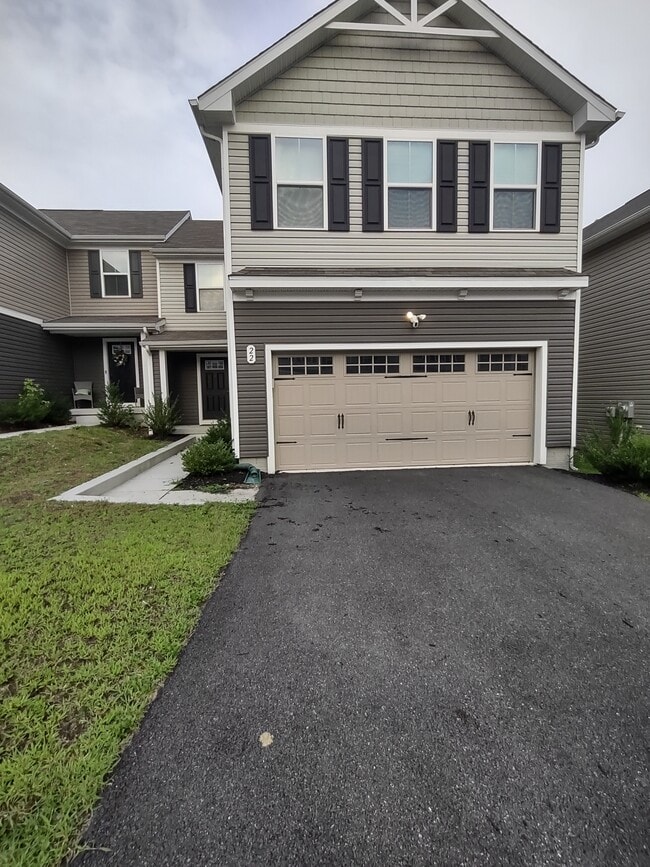 Building Photo - 22 Sugarberry Dr