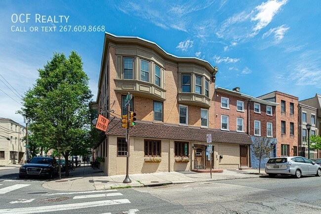 Building Photo - South Street One Bedroom Apartment