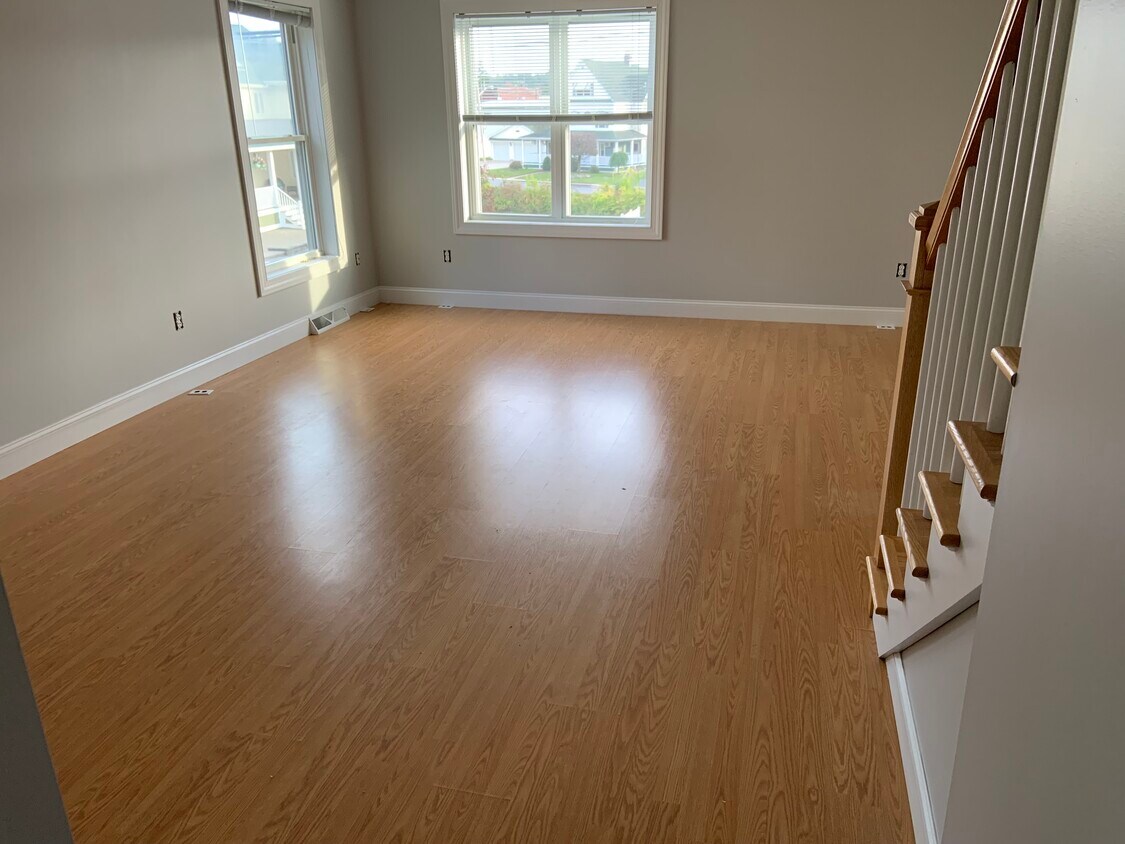 290 Saratoga Ave, Mechanicville, NY 12118 Townhome Rentals in