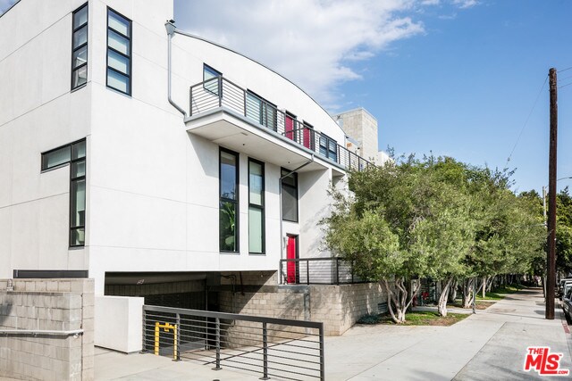 Foto del edificio - 700 Main St