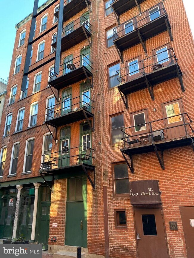 Building Photo - 222 Church St