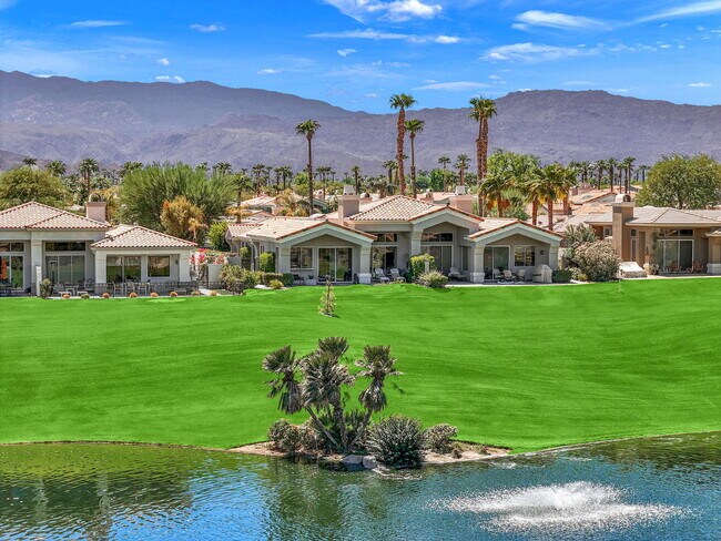 Foto del edificio - 502 Desert Holly Dr