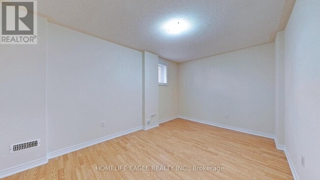 Building Photo - 5 Military Ct