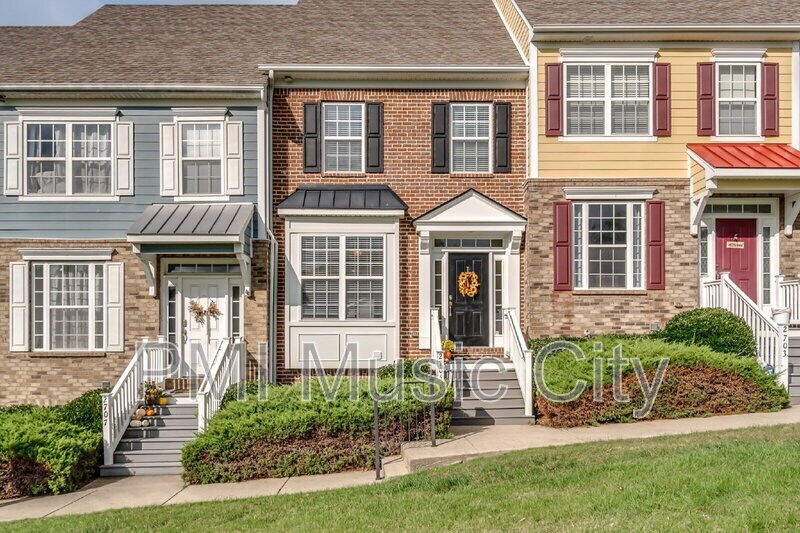 Foto principal - 2705 Dracut Ln