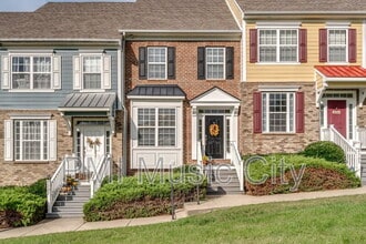 Building Photo - 2705 Dracut Ln