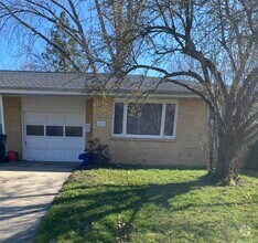 Building Photo - 803 E Harding Dr