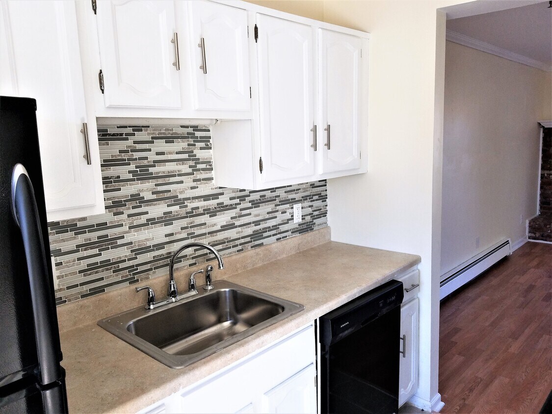 Foto principal - 678 Savin Ave