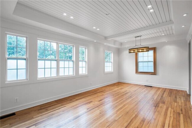 Foto del edificio - 2990 Ringle Rd