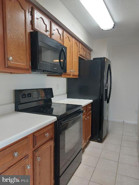 Building Photo - 609 Himes Ave