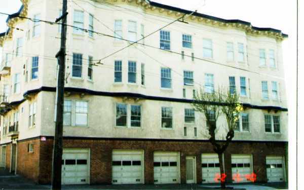 Building Photo - 201 11th Ave