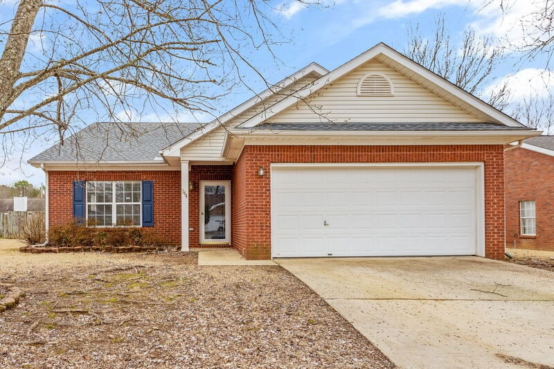 Primary Photo - 164 Brass Oak Dr