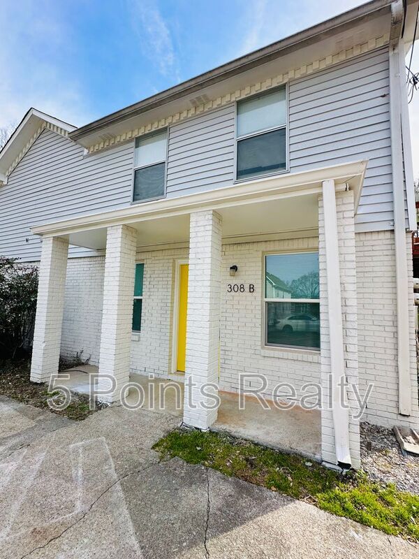 Photo - 308 Prince Ave