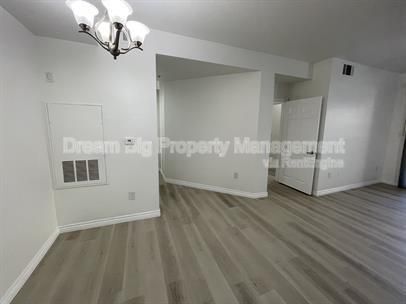 Foto del edificio - 375 Central Ave