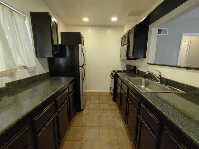 Foto del edificio - 10996 Roebling Ave