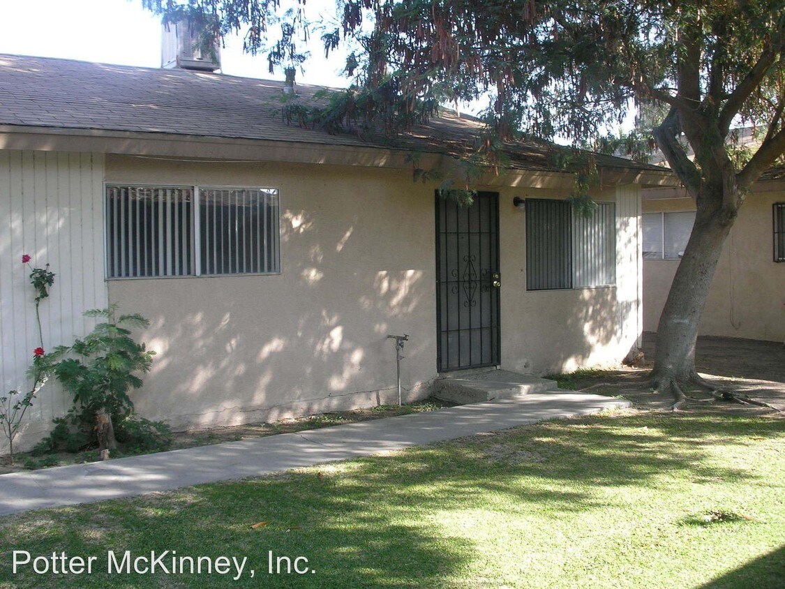 Primary Photo - 1104 4th St