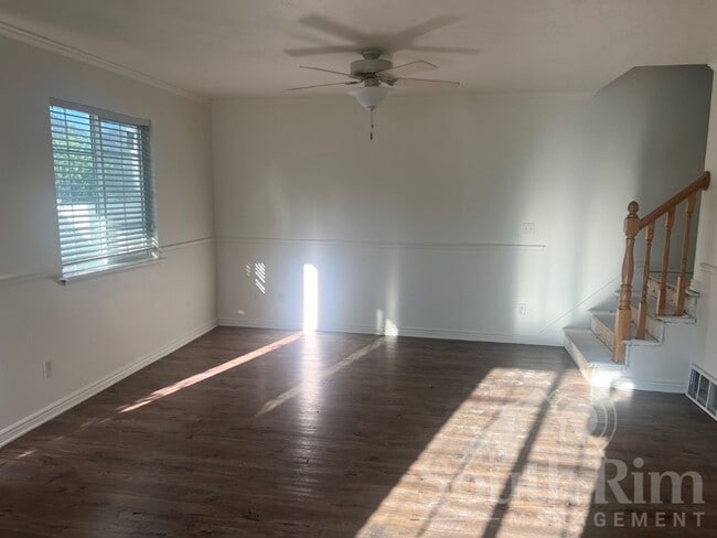 Building Photo - 806 Brookside Ct